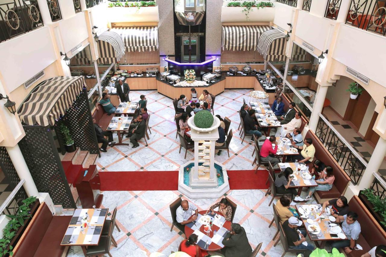 Al Seef Hotel Šardžá Exteriér fotografie
