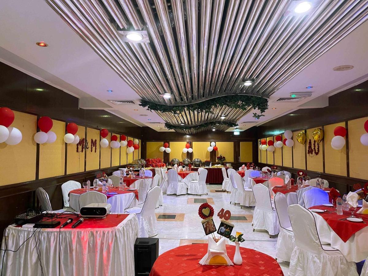 Al Seef Hotel Šardžá Exteriér fotografie