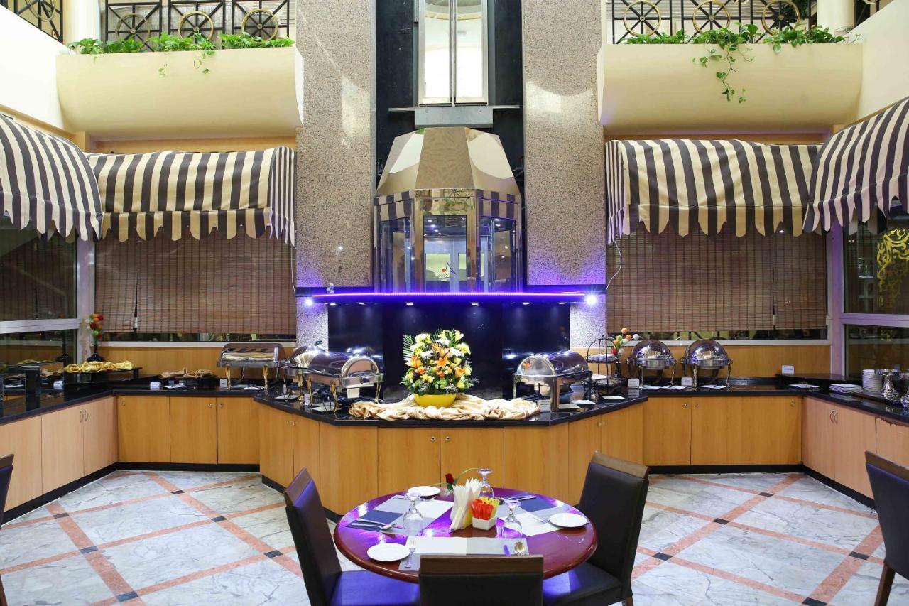 Al Seef Hotel Šardžá Exteriér fotografie