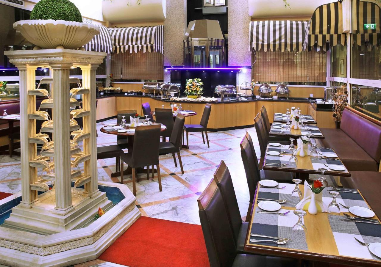 Al Seef Hotel Šardžá Exteriér fotografie